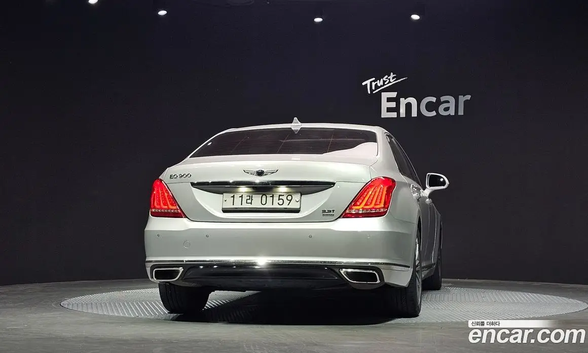 Genesis EQ900 2016 3.3 автомат (гидро), фото 4 Genesis EQ900 2016 3.3 автомат (гидро), фото 4