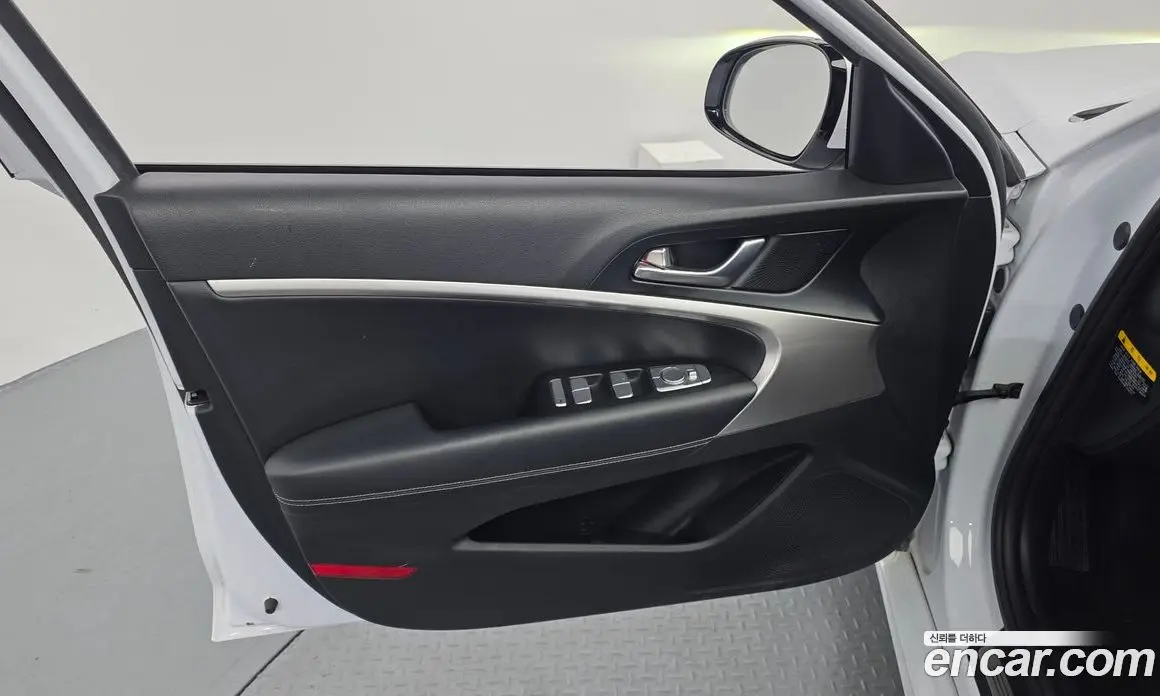 Genesis G70 2019 2.2 автомат (гидро), фото 14 Genesis G70 2019 2.2 автомат (гидро), фото 14