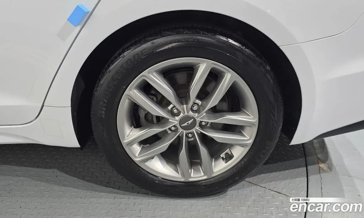 Genesis G70 2019 2.2 автомат (гидро), фото 7 Genesis G70 2019 2.2 автомат (гидро), фото 7