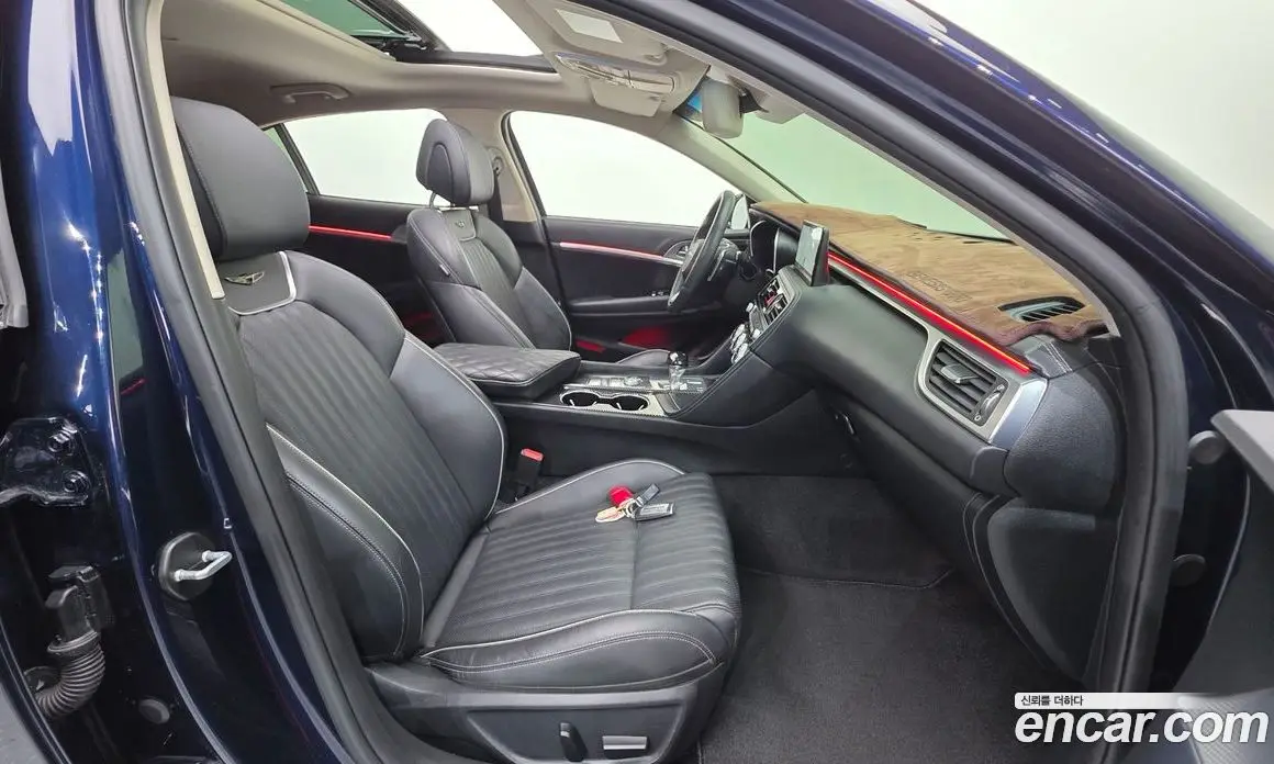 Genesis G70 2021 2.0 автомат (гидро), фото 13 Genesis G70 2021 2.0 автомат (гидро), фото 13