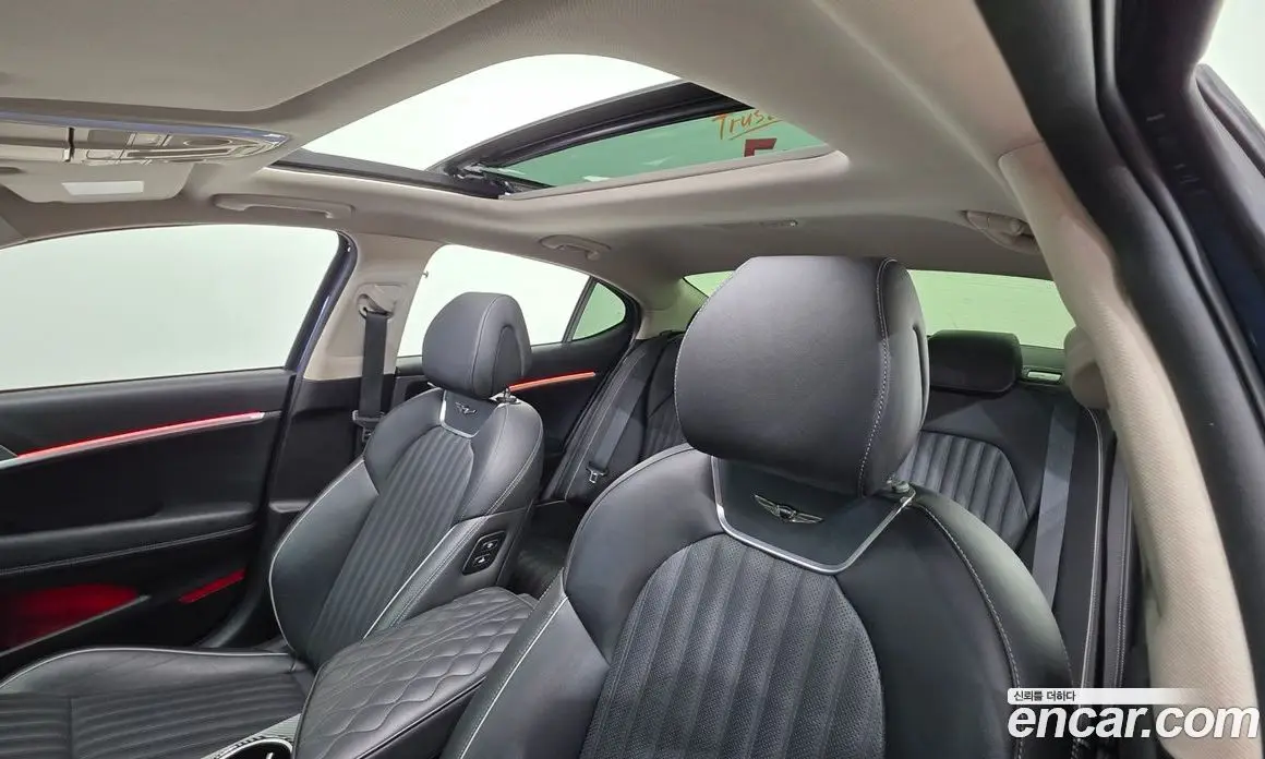 Genesis G70 2021 2.0 автомат (гидро), фото 18 Genesis G70 2021 2.0 автомат (гидро), фото 18