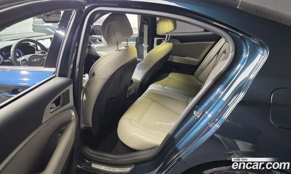 Genesis G70 2021 2.0 автомат (гидро), фото 17