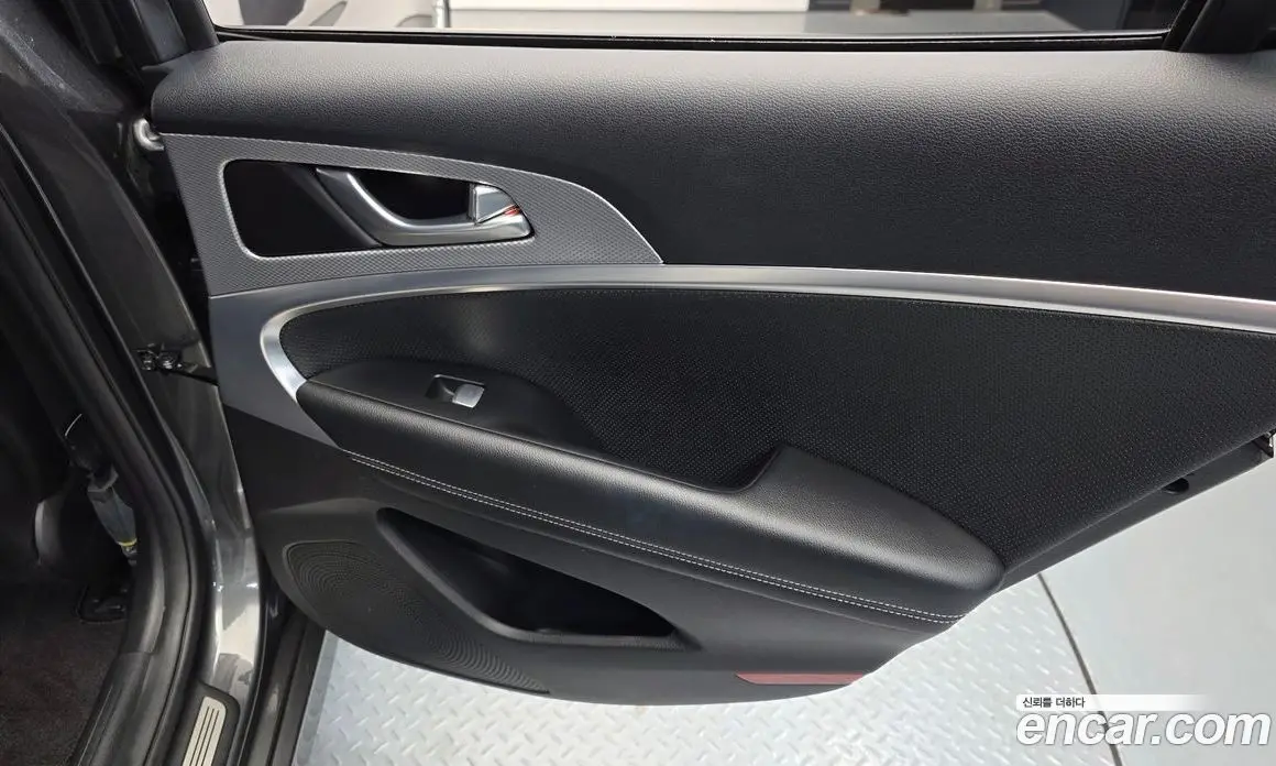 Genesis G70 2021 2.0 автомат (гидро), фото 15 Genesis G70 2021 2.0 автомат (гидро), фото 15