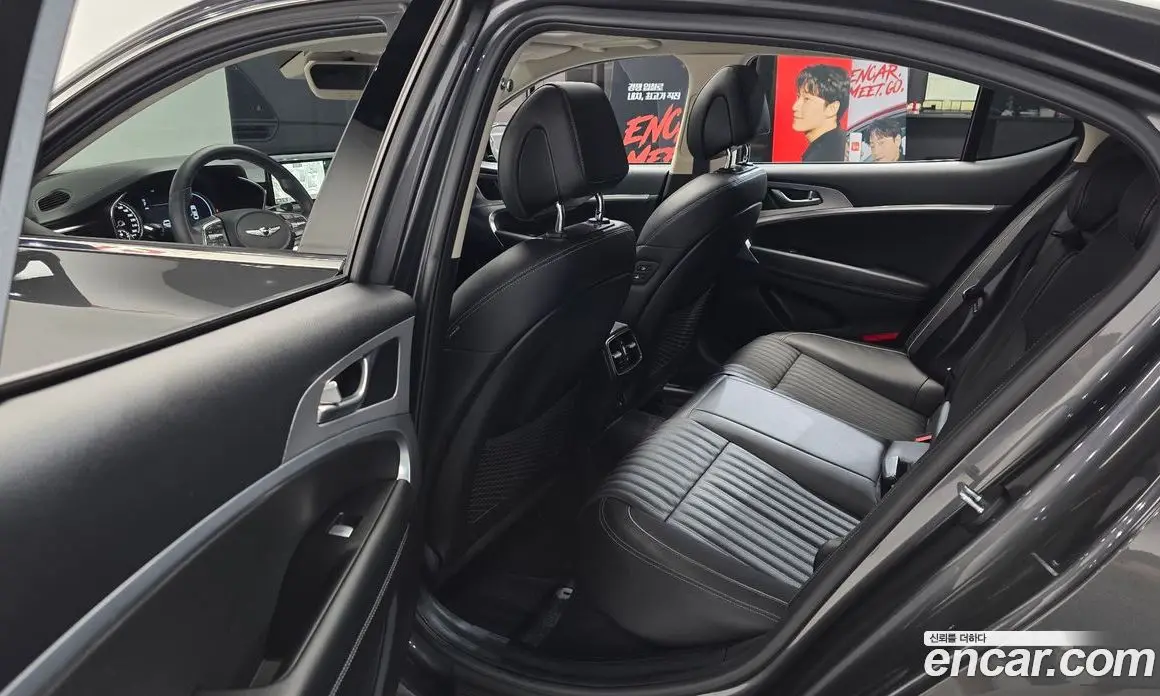 Genesis G70 2021 2.0 автомат (гидро), фото 16 Genesis G70 2021 2.0 автомат (гидро), фото 16