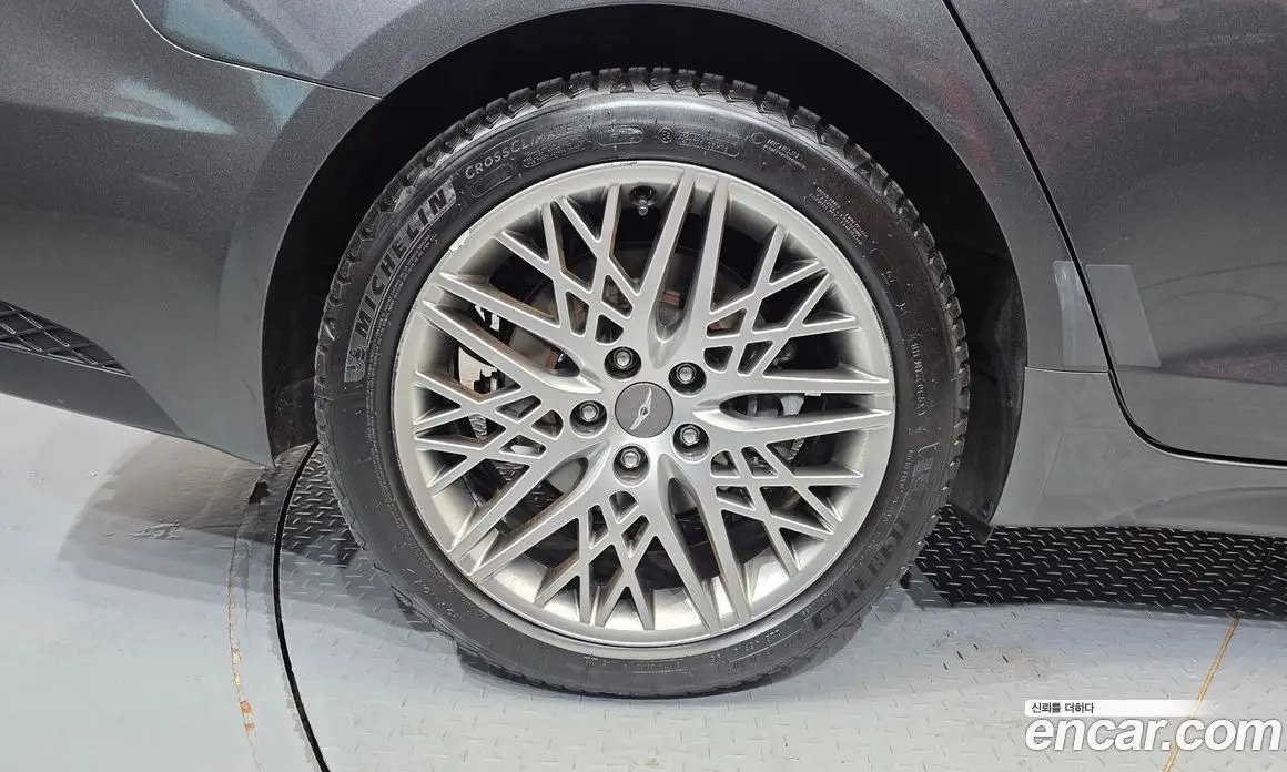 Genesis G70 2021 2.0 автомат (гидро), фото 7 Genesis G70 2021 2.0 автомат (гидро), фото 7