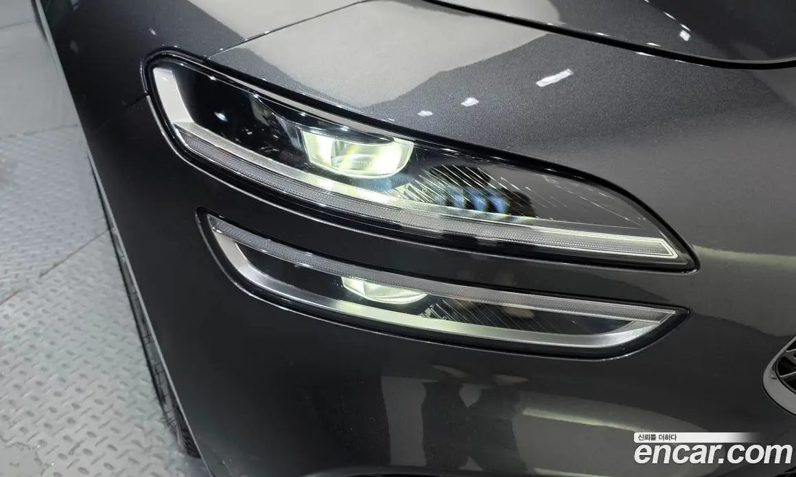 Genesis G70 2021 2.0 автомат (гидро), фото 8 Genesis G70 2021 2.0 автомат (гидро), фото 8
