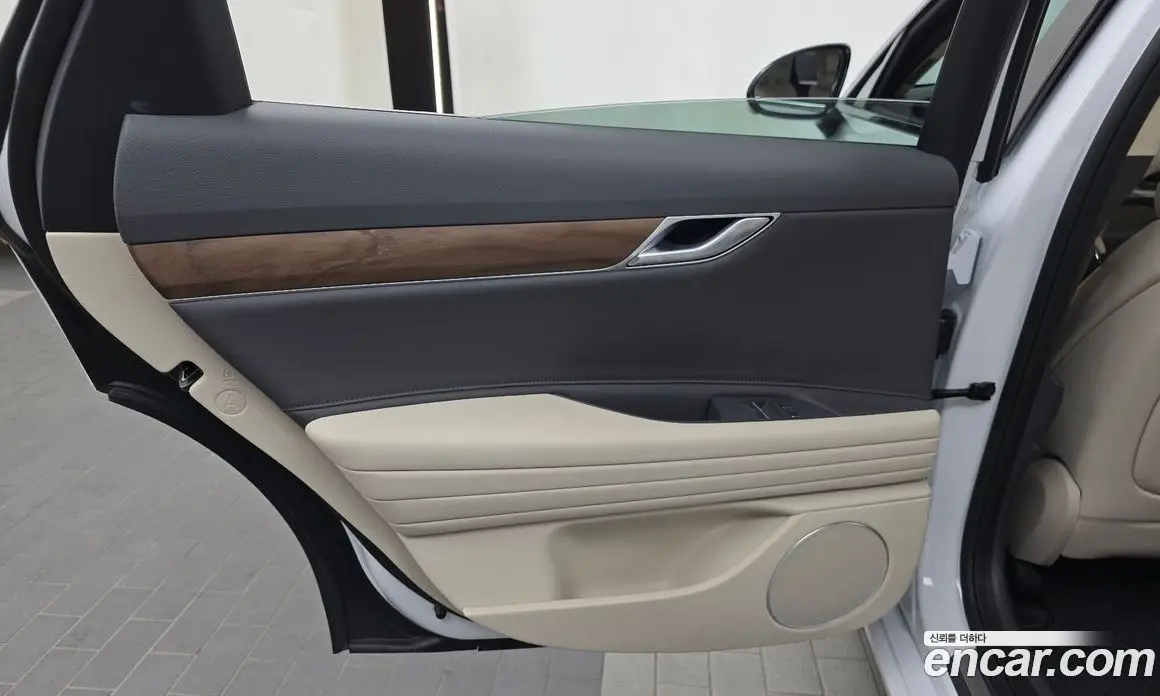 Genesis G80 2023 2.5 автомат (гидро), фото 15 Genesis G80 2023 2.5 автомат (гидро), фото 15