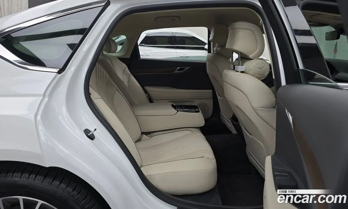 Genesis G80 2023 2.5 автомат (гидро), фото 17 Genesis G80 2023 2.5 автомат (гидро), фото 17