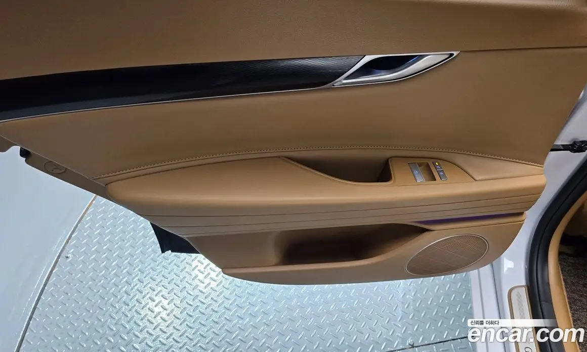 Genesis G80 2024 2.5 автомат (гидро), фото 15