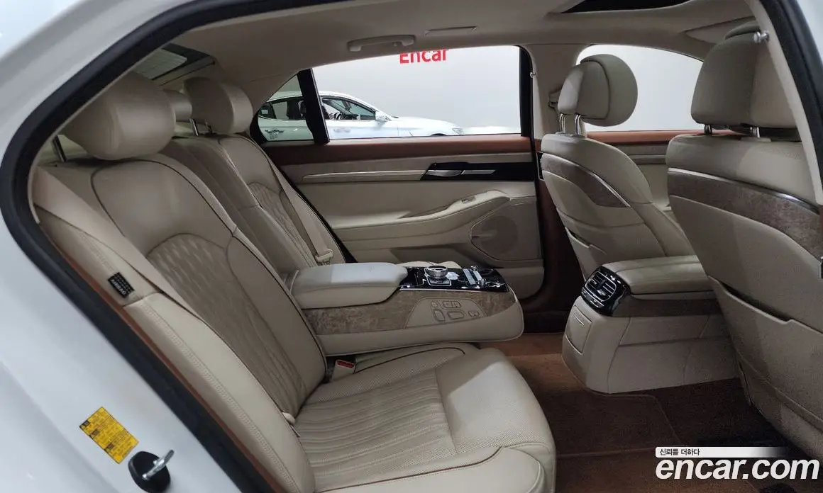 Genesis G90 2020 3.8 автомат (гидро), фото 17 Genesis G90 2020 3.8 автомат (гидро), фото 17