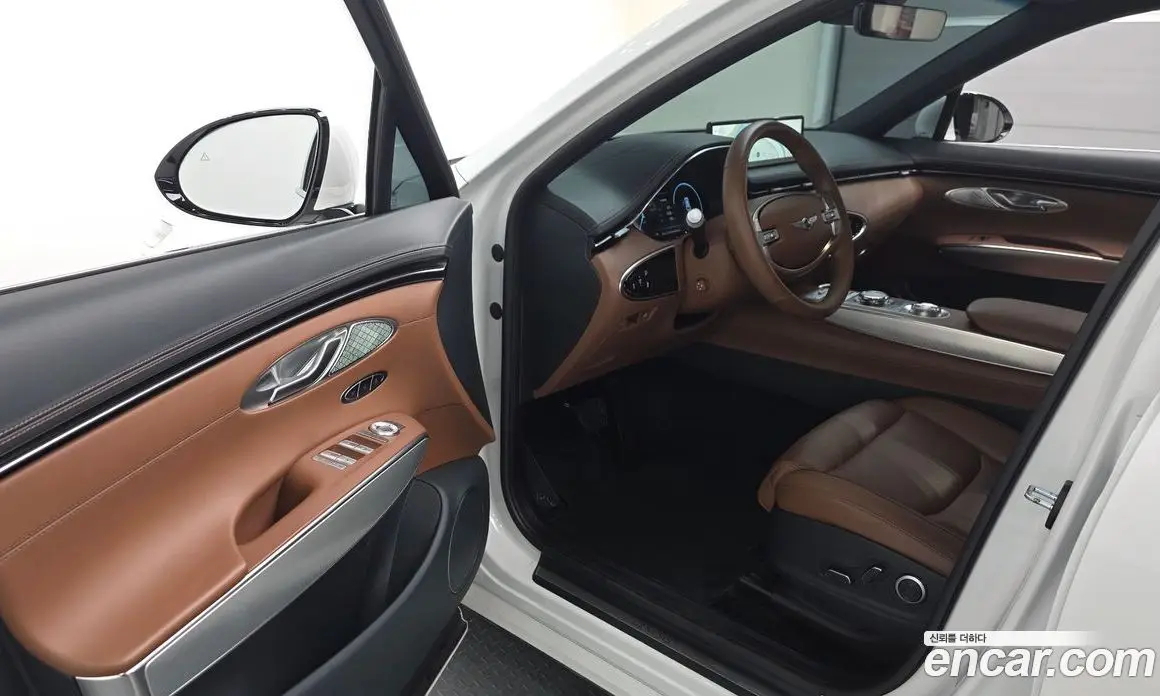 Genesis GV70 2022 2.5 автомат (гидро), фото 13