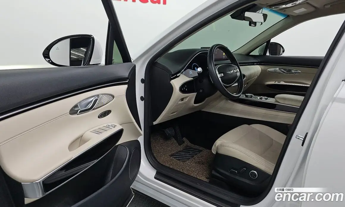 Genesis GV70 2023 2.5 автомат (гидро), фото 12