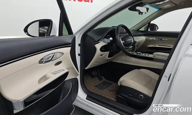 Genesis GV70 2023 2.5 автомат (гидро), миниатюра 12