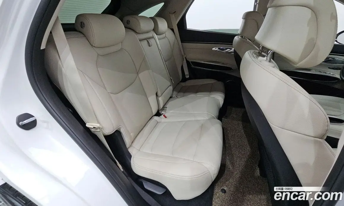 Genesis GV70 2023 2.5 автомат (гидро), фото 16