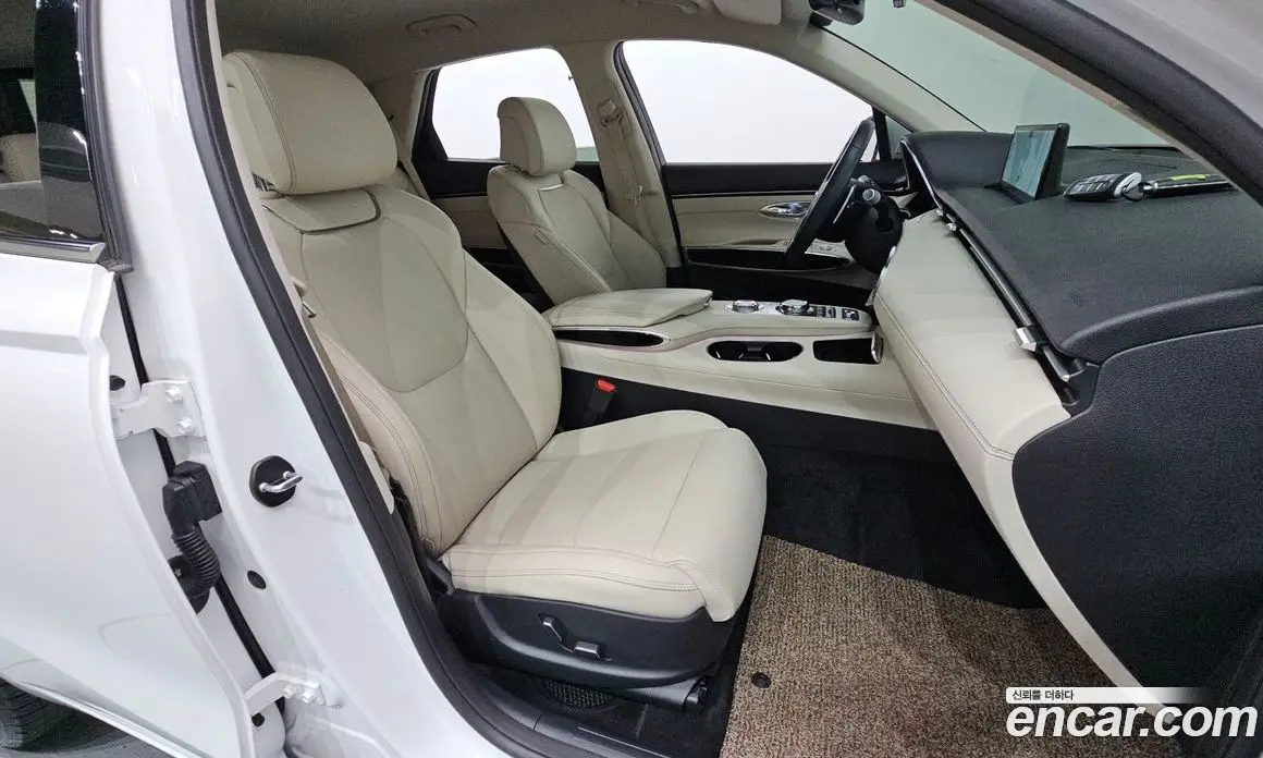 Genesis GV70 2023 2.5 автомат (гидро), фото 17