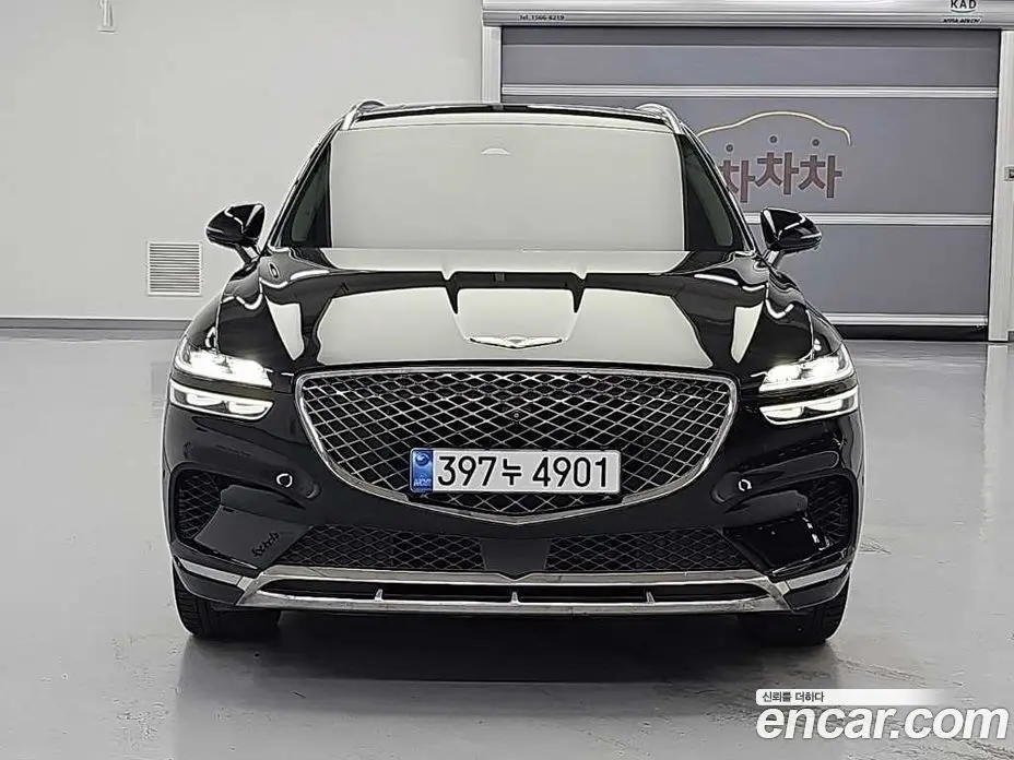Genesis GV70 2023 2.5 автомат (гидро), фото 1 Genesis GV70 2023 2.5 автомат (гидро), фото 1