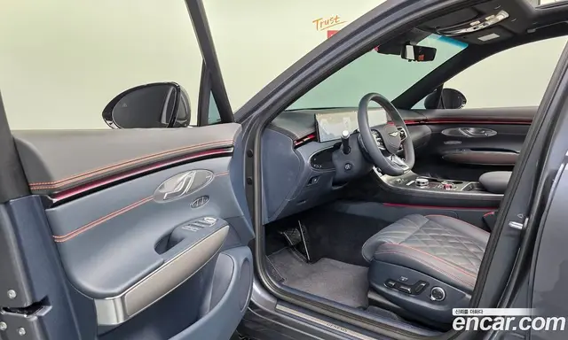 Genesis GV70 2024 2.5 автомат (гидро), миниатюра 12