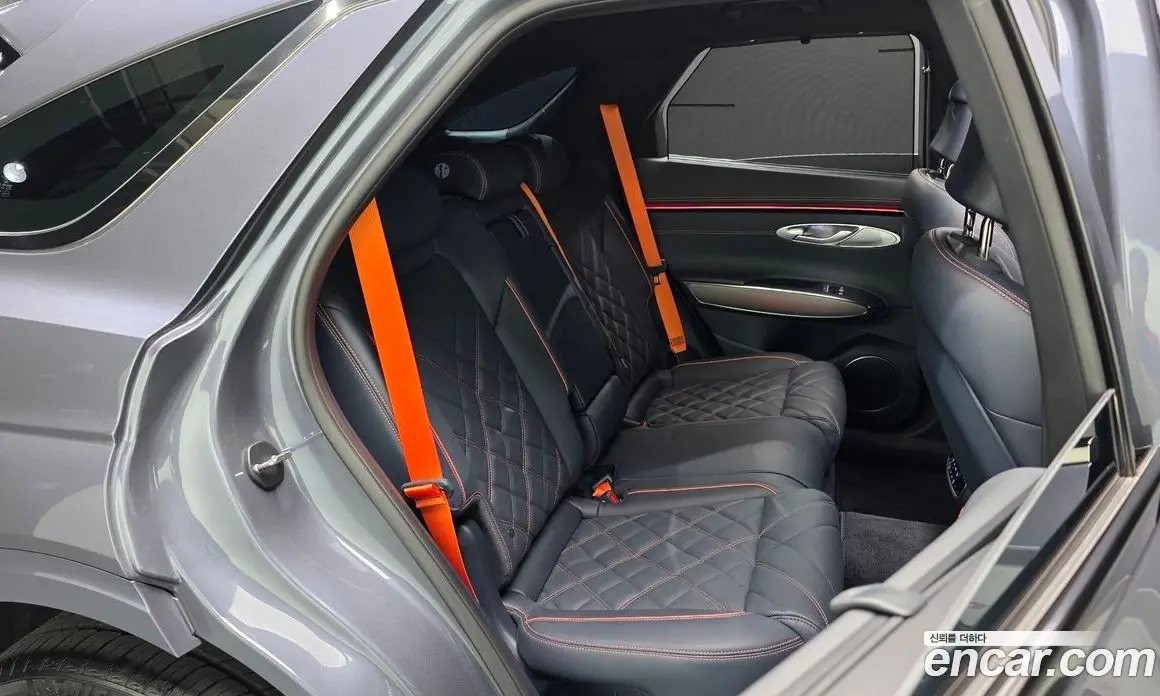 Genesis GV70 2024 2.5 автомат (гидро), фото 16
