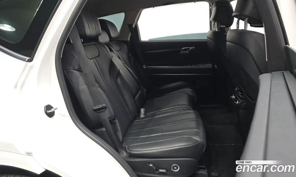 Genesis GV80 2022 2.5 автомат (гидро), фото 18 Genesis GV80 2022 2.5 автомат (гидро), фото 18