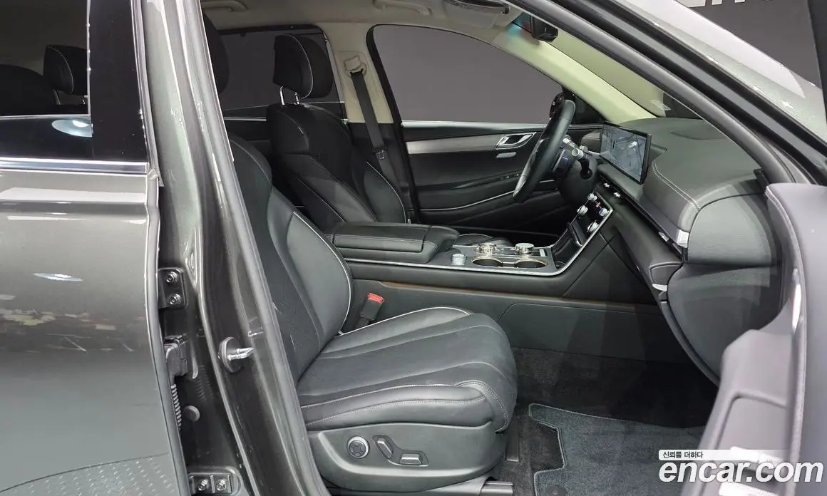 Genesis GV80 2023 2.5 автомат (гидро), фото 16