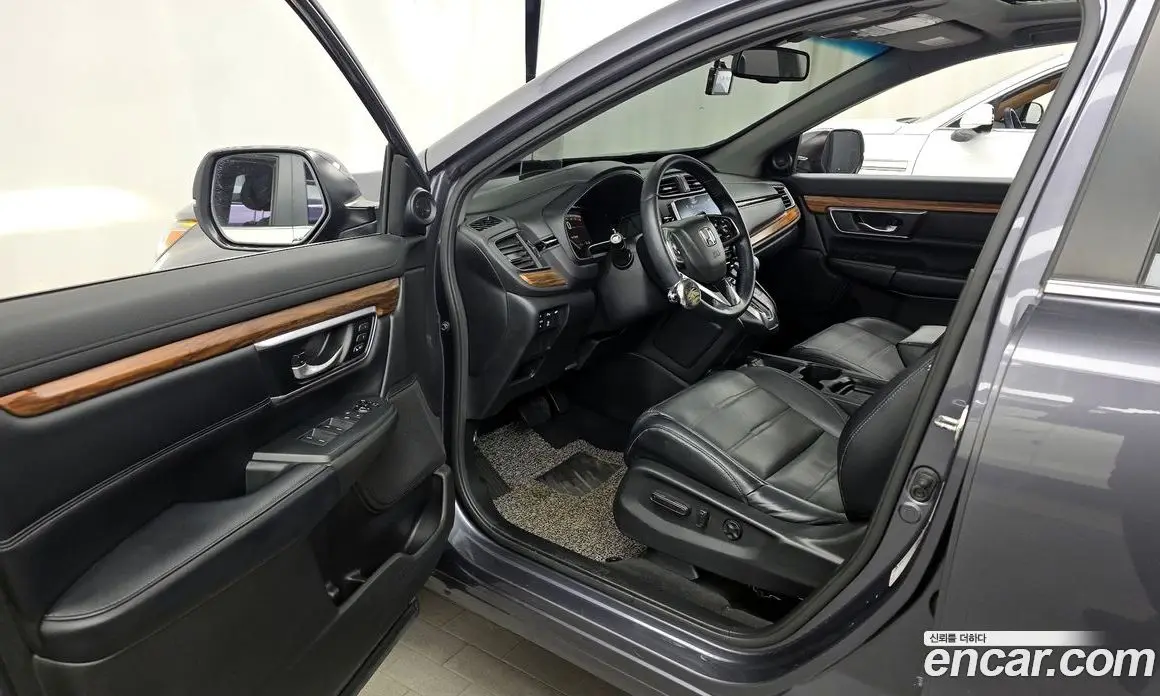 Honda CR-V 2017 1.5 автомат (гидро), фото 13 Honda CR-V 2017 1.5 автомат (гидро), фото 13