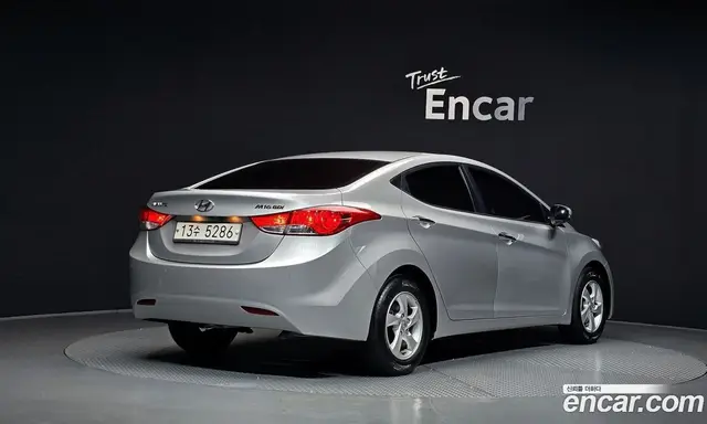 Hyundai Avante 2011 1.6 автомат (гидро), миниатюра 2