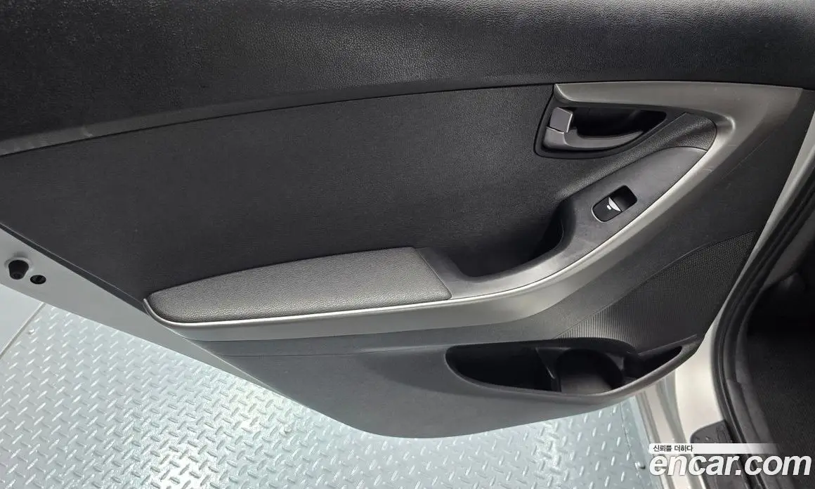 Hyundai Avante 2011 1.6 автомат (гидро), фото 15