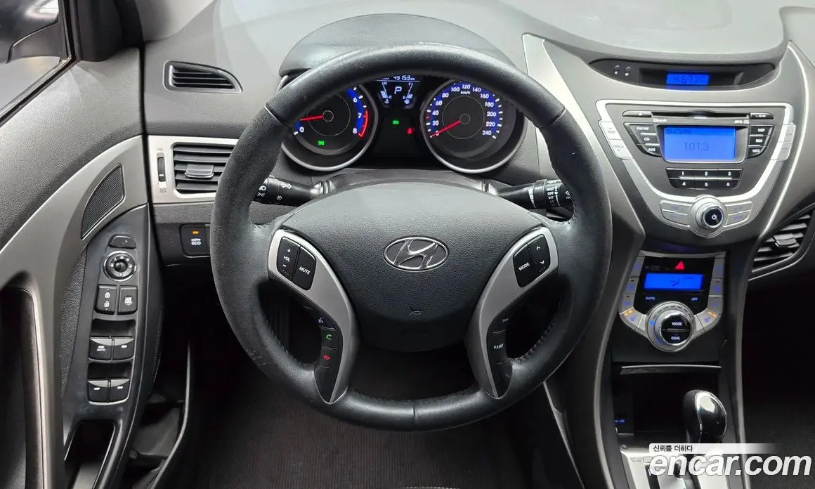 Hyundai Avante 2011 1.6 автомат (гидро), фото 19
