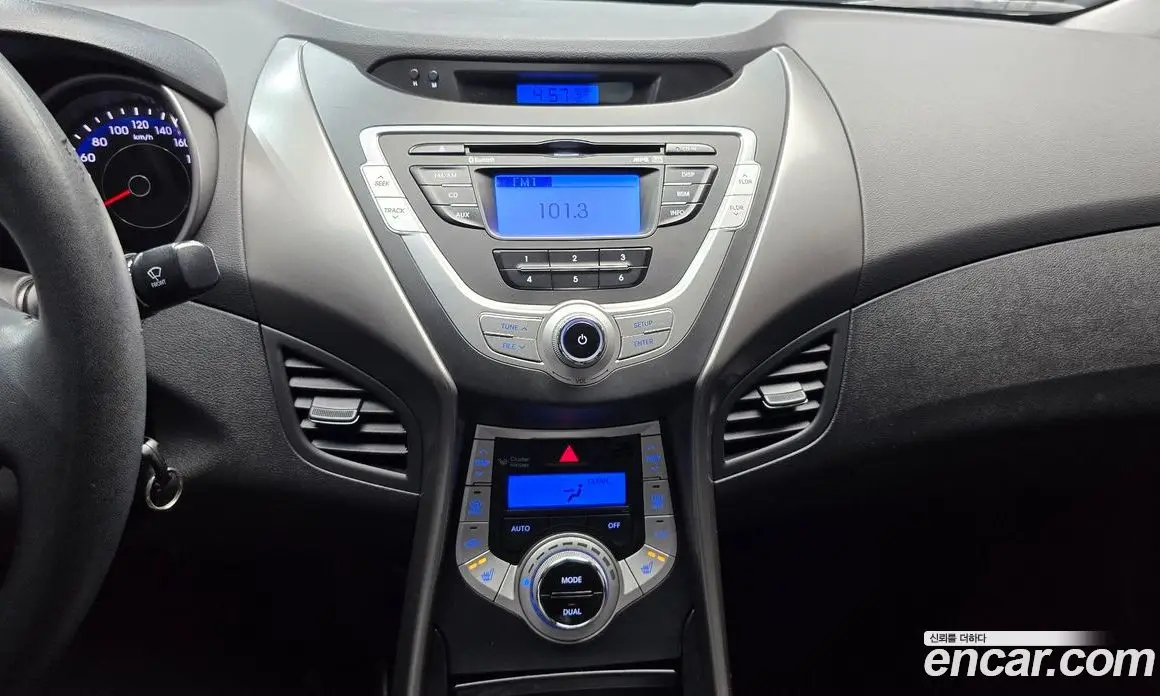 Hyundai Avante 2011 1.6 автомат (гидро), фото 20