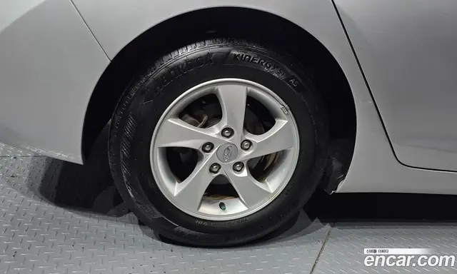 Hyundai Avante 2011 1.6 автомат (гидро), миниатюра 5