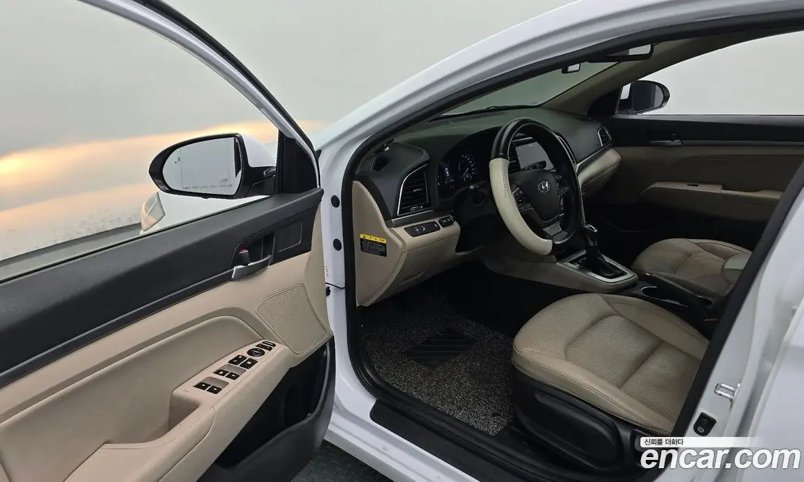 Hyundai Avante 2018 1.6 автомат (гидро), фото 13 Hyundai Avante 2018 1.6 автомат (гидро), фото 13