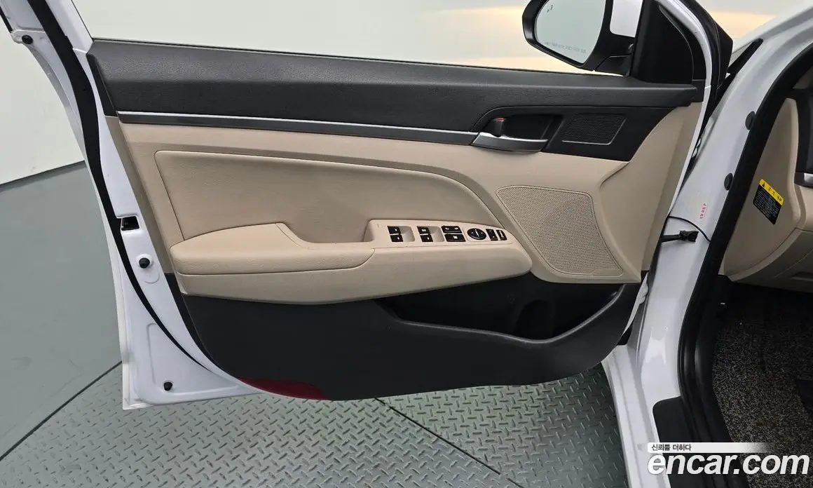 Hyundai Avante 2018 1.6 автомат (гидро), фото 14 Hyundai Avante 2018 1.6 автомат (гидро), фото 14
