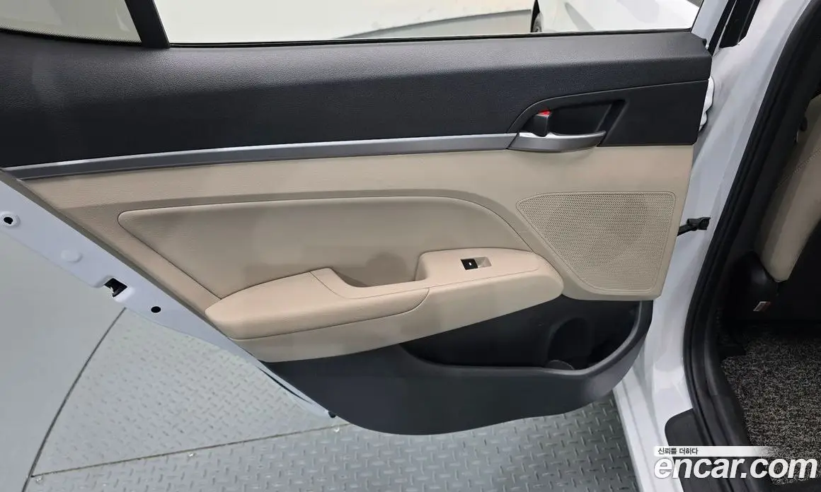 Hyundai Avante 2018 1.6 автомат (гидро), фото 15 Hyundai Avante 2018 1.6 автомат (гидро), фото 15