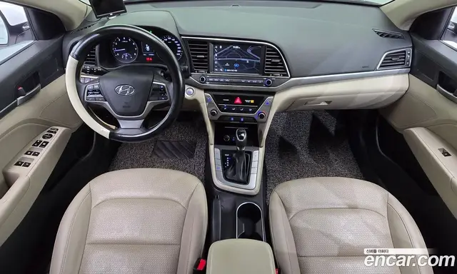 Hyundai Avante 2018 1.6 автомат (гидро), миниатюра 10 Hyundai Avante 2018 1.6 автомат (гидро), миниатюра 10