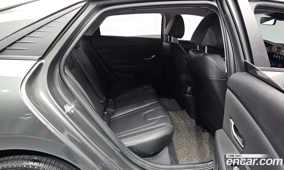 Hyundai Avante 2020 1.6 автомат (гидро), фото 16
