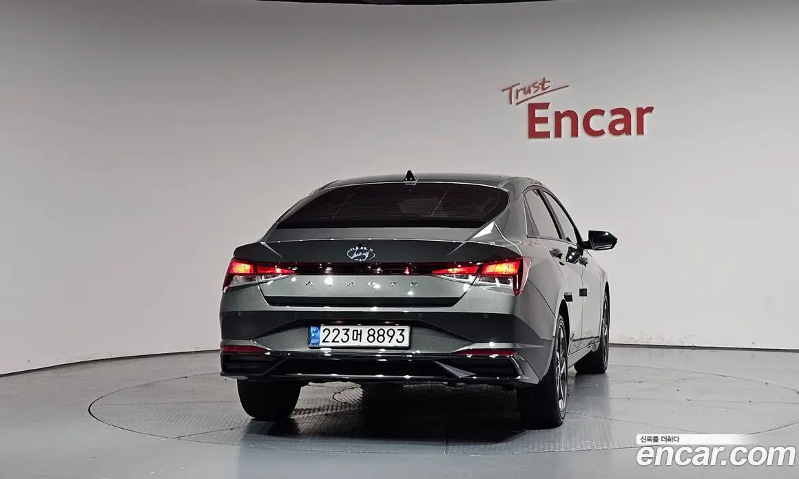 Hyundai Avante 2020 1.6 автомат (гидро), фото 3