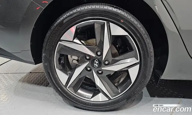 Hyundai Avante 2020 1.6 автомат (гидро), миниатюра 6