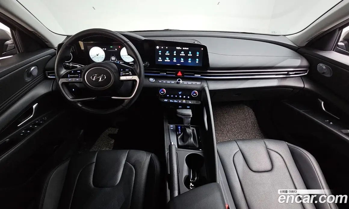 Hyundai Avante 2020 1.6 автомат (гидро), фото 9