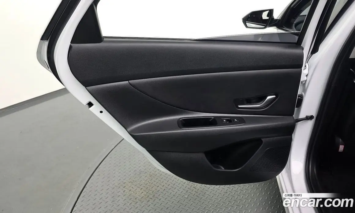 Hyundai Avante 2020 1.6 автомат (гидро), фото 15