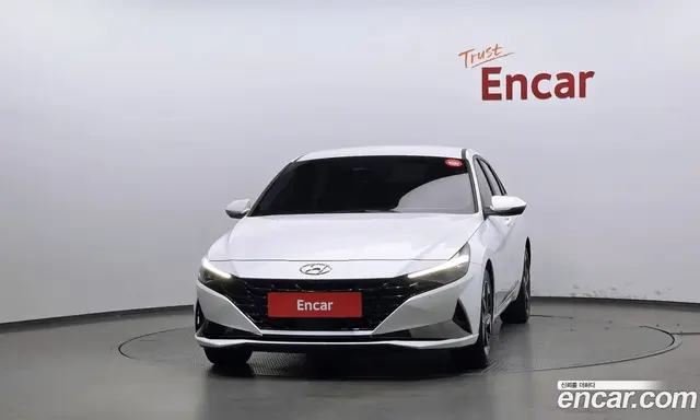 Hyundai Avante 2020 1.6 автомат (гидро), миниатюра 3