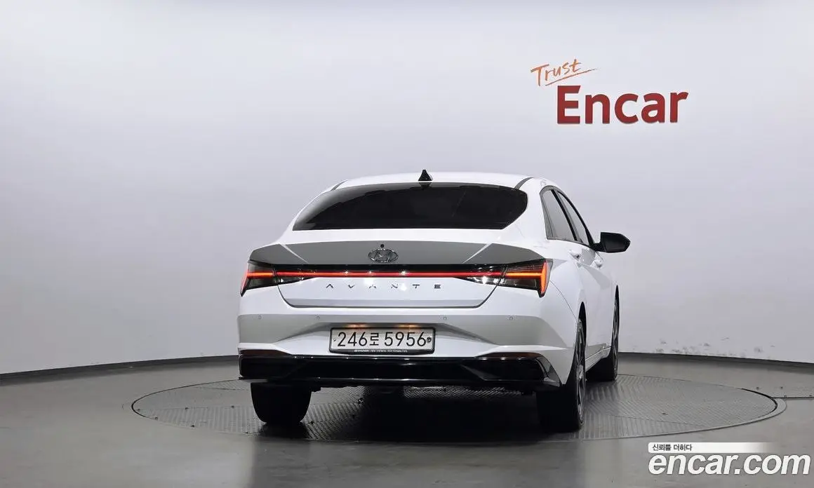 Hyundai Avante 2020 1.6 автомат (гидро), фото 4