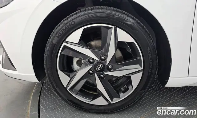 Hyundai Avante 2020 1.6 автомат (гидро), миниатюра 5