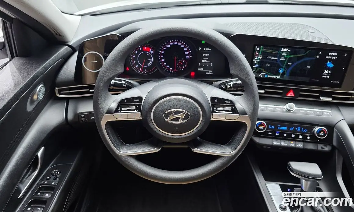 Hyundai Avante 2021 1.6 автомат (гидро), фото 19