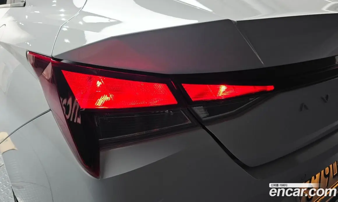 Hyundai Avante 2021 1.6 автомат (гидро), фото 9