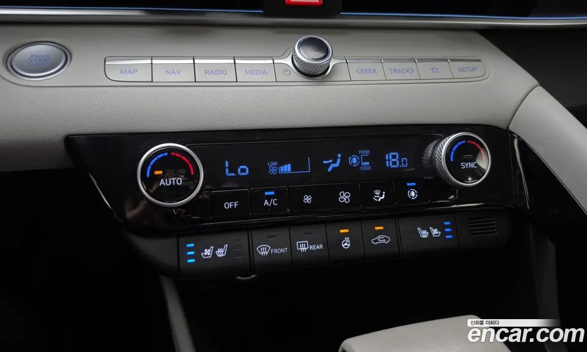 Hyundai Avante 2022 1.6 автомат (гидро), фото 20