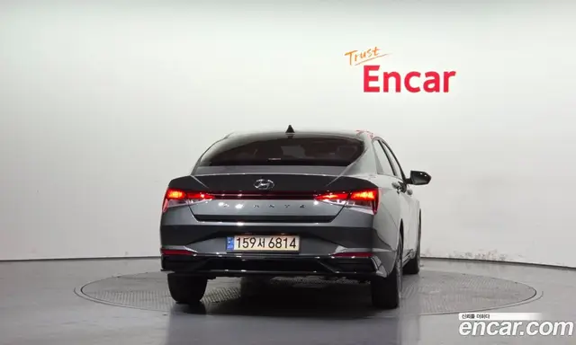 Hyundai Avante 2022 1.6 автомат (гидро), миниатюра 4