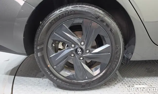 Hyundai Avante 2022 1.6 автомат (гидро), миниатюра 5