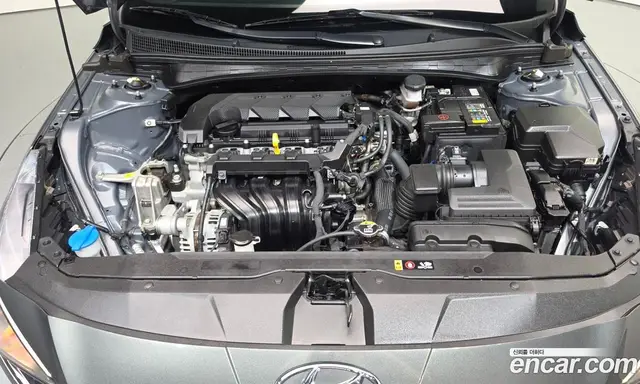 Hyundai Avante 2022 1.6 автомат (гидро), миниатюра 6