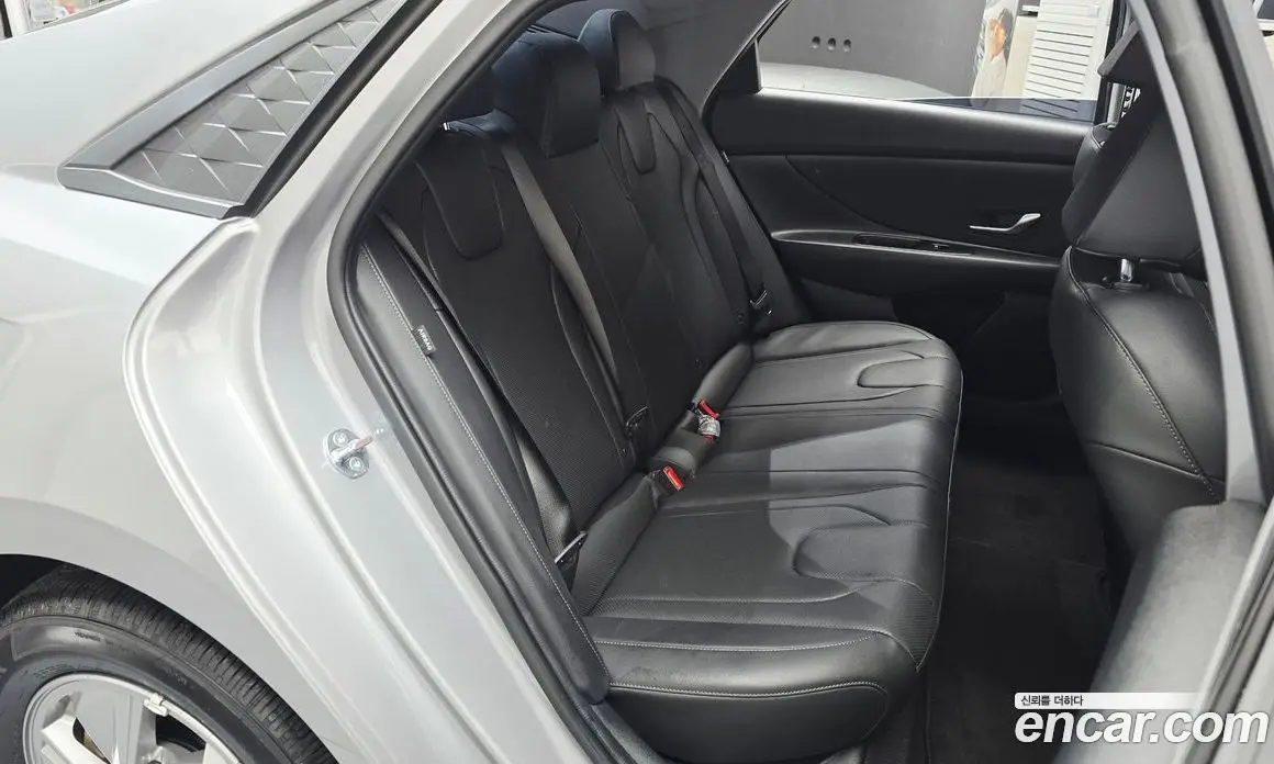 Hyundai Avante 2025 1.6 автомат (гидро), фото 17 Hyundai Avante 2025 1.6 автомат (гидро), фото 17