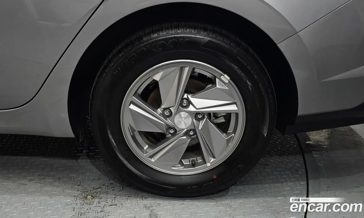 Hyundai Avante 2025 1.6 автомат (гидро), фото 7 Hyundai Avante 2025 1.6 автомат (гидро), фото 7